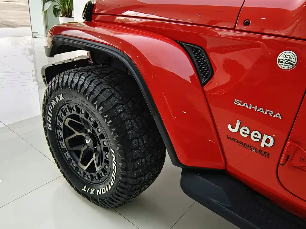 Jeep Wrangler — фото 41