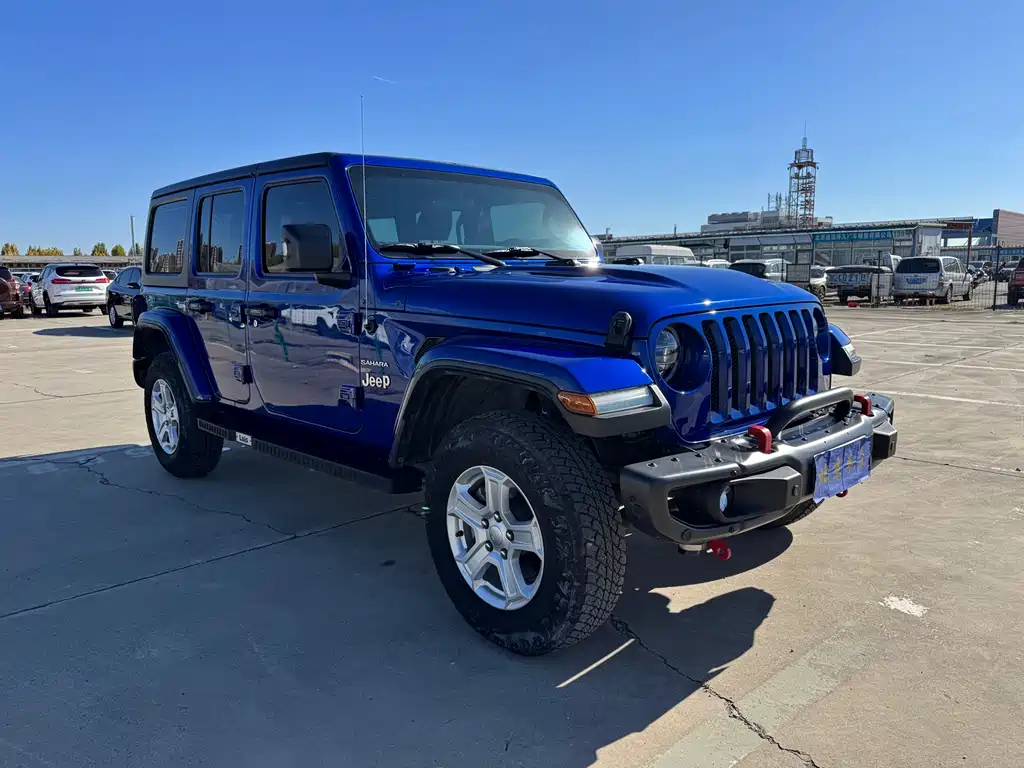Jeep Wrangler — фото 3