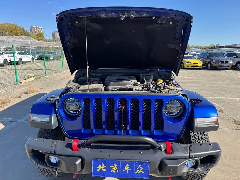 Jeep Wrangler — фото 34