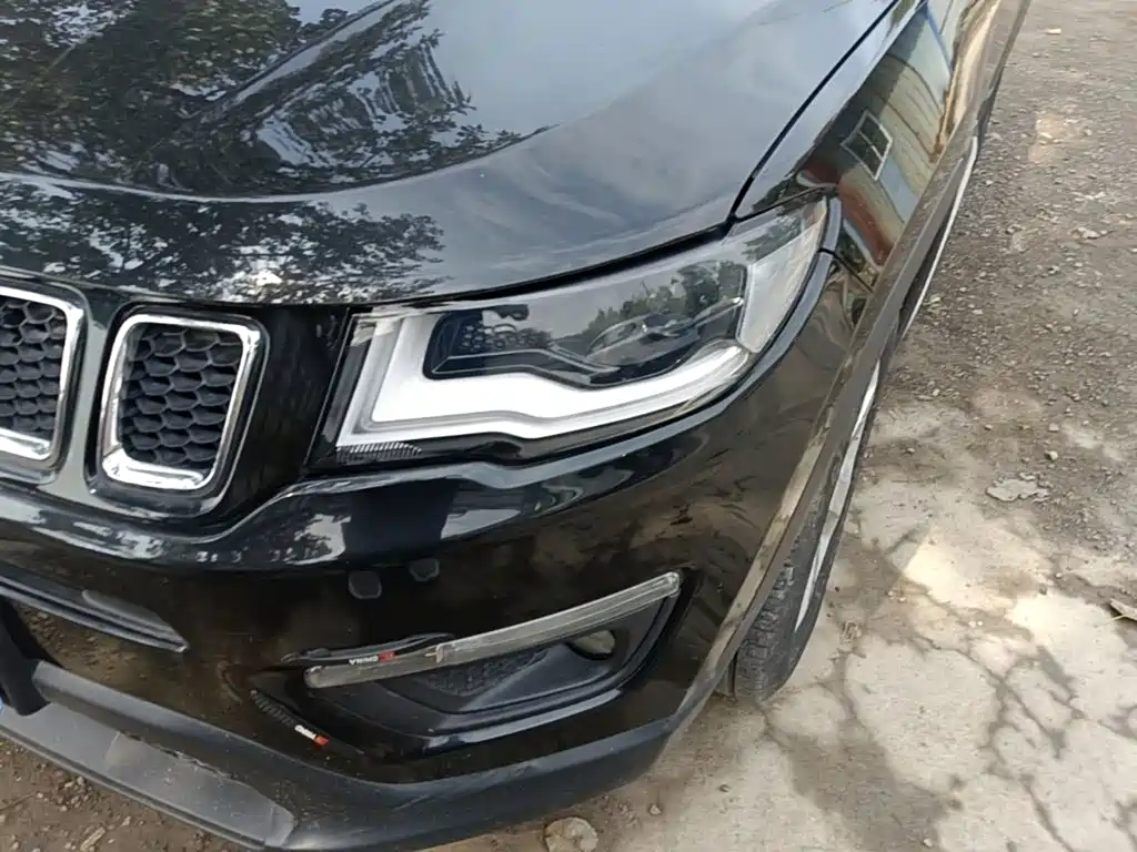 Jeep Compass — фото 24