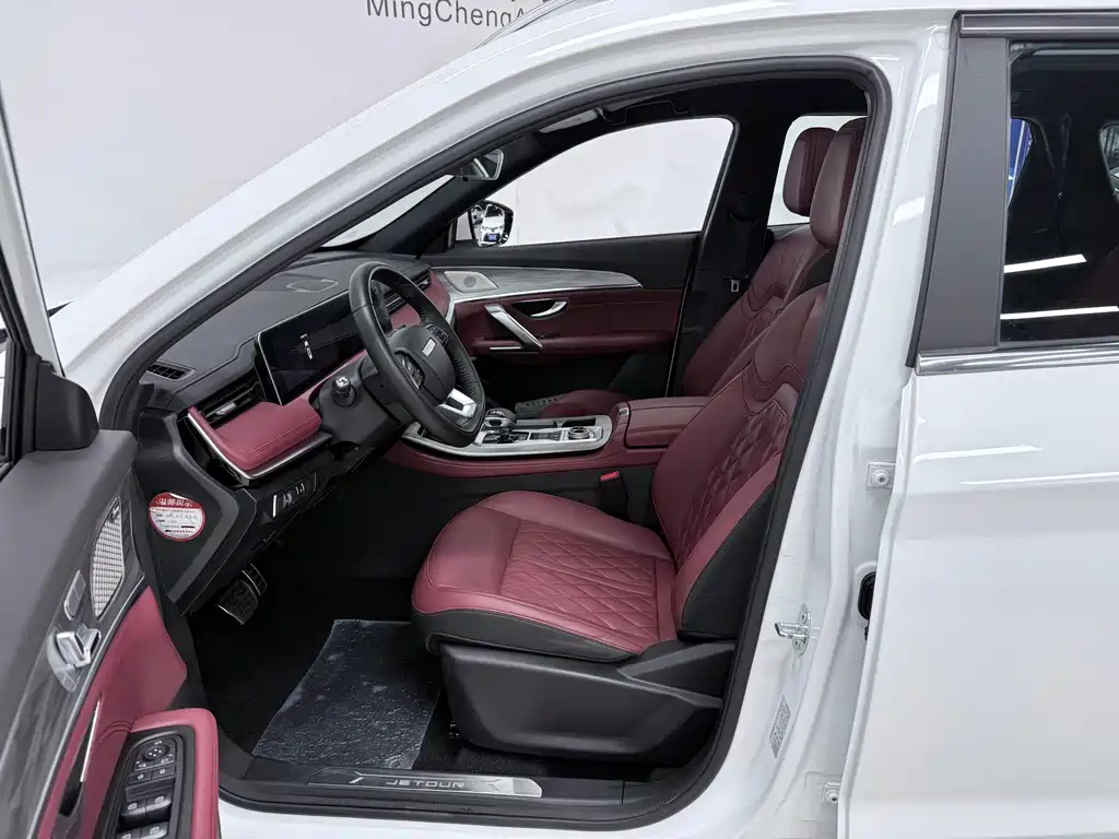 Jetour X70 PLUS — фото 10