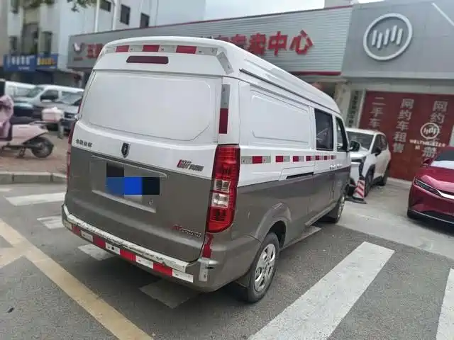 Jinbei Hiace X30L — фото 2