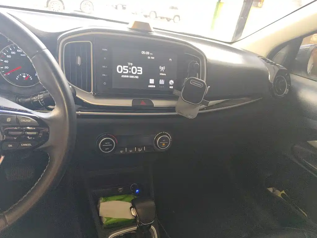 Kia KX1 — фото 9