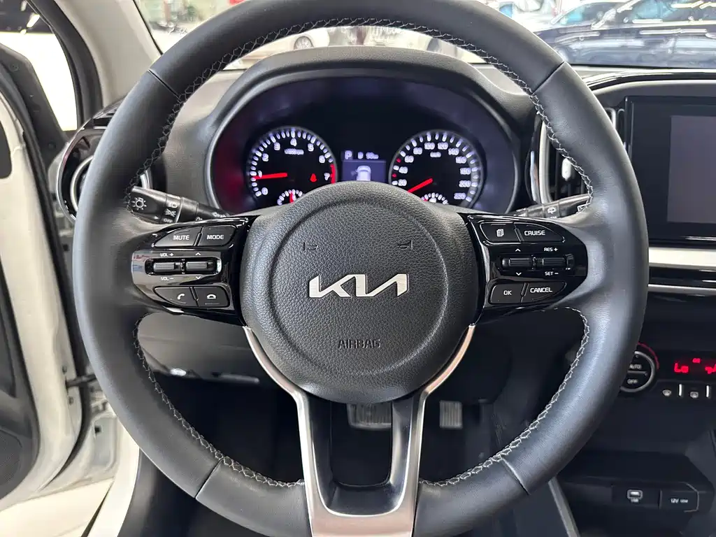 Kia KX1 — фото 7