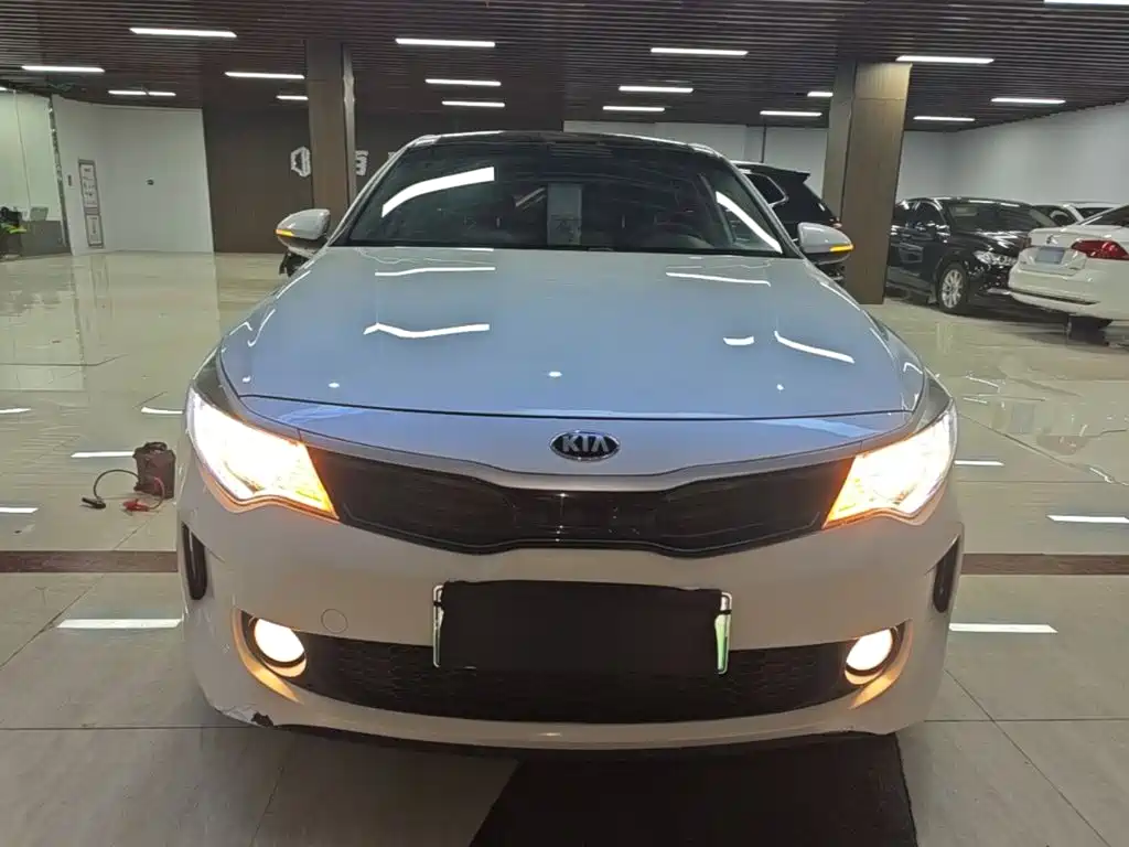 Kia K5 New Energy — фото 3