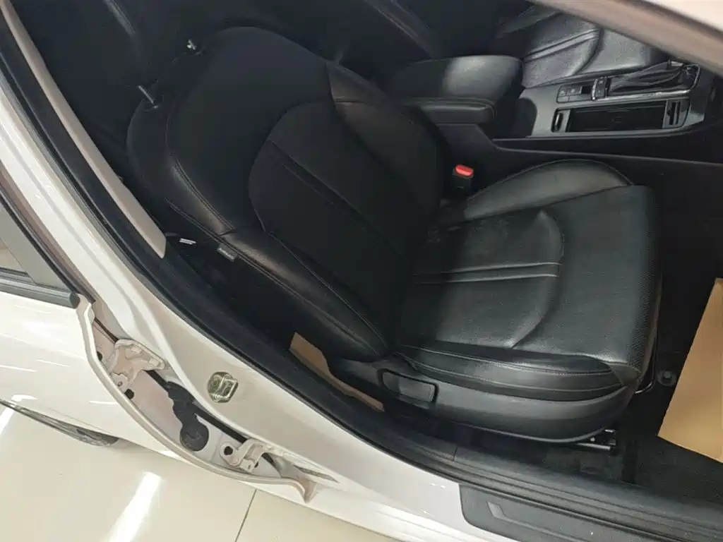 Kia K5 New Energy — фото 25