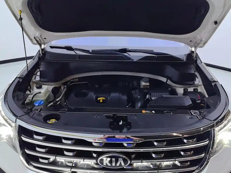 Kia Sportage — фото 10