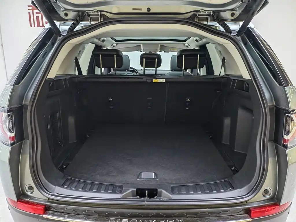 Land Rover Discovery Sport — фото 13