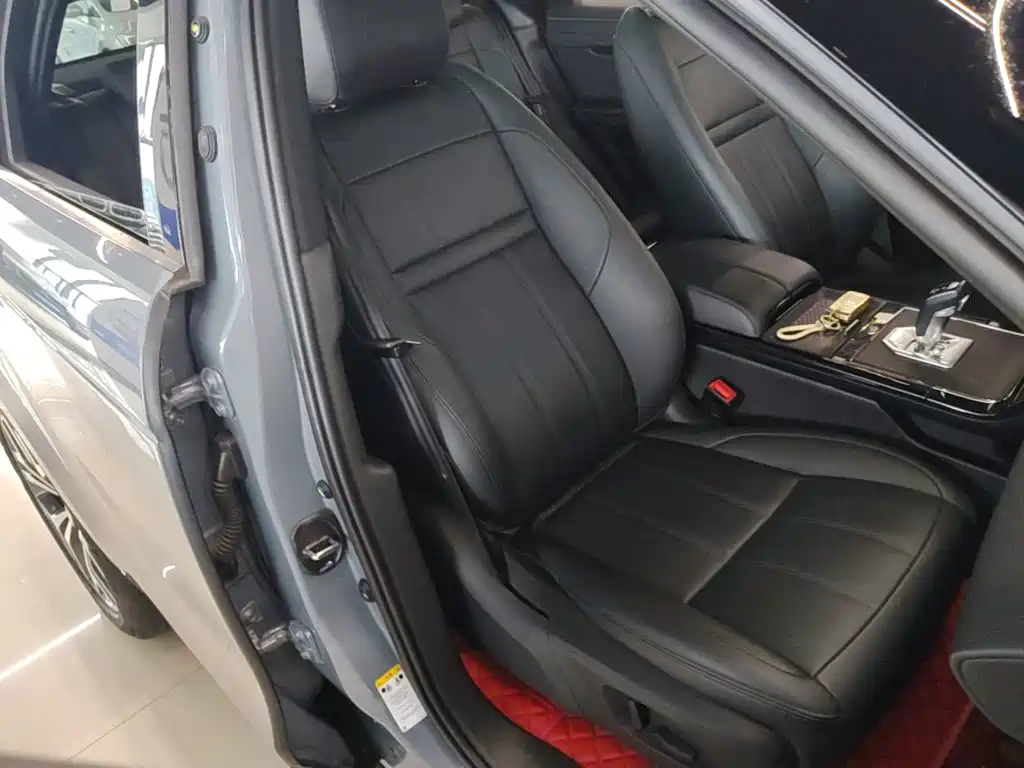Land Rover Evoque — фото 25