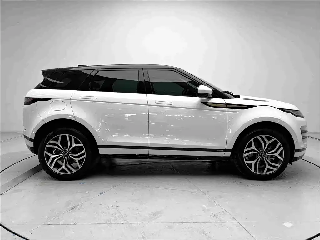 Land Rover Evoque — фото 17