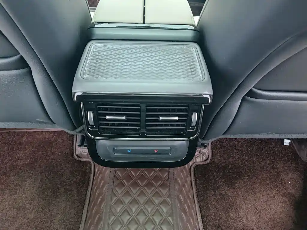 Land Rover Evoque — фото 16