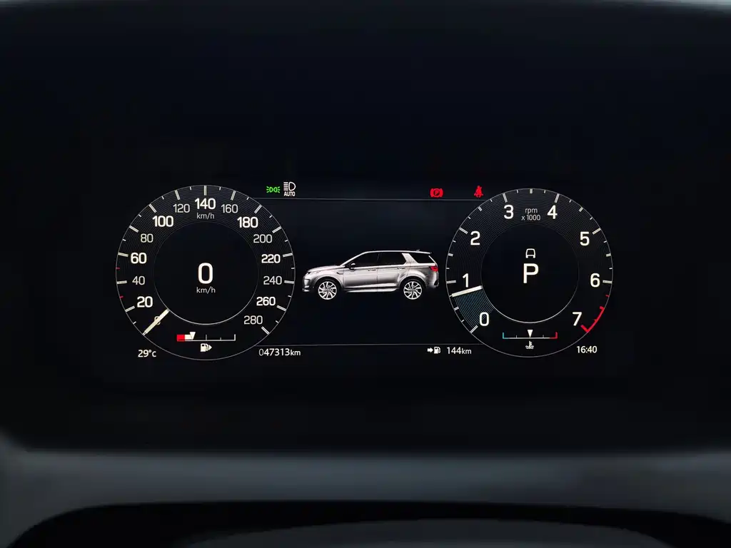 Land Rover Discovery Sport — фото 31