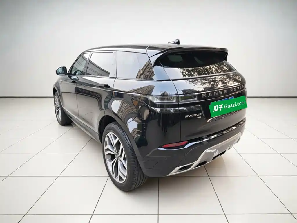 Land Rover Evoque — фото 25