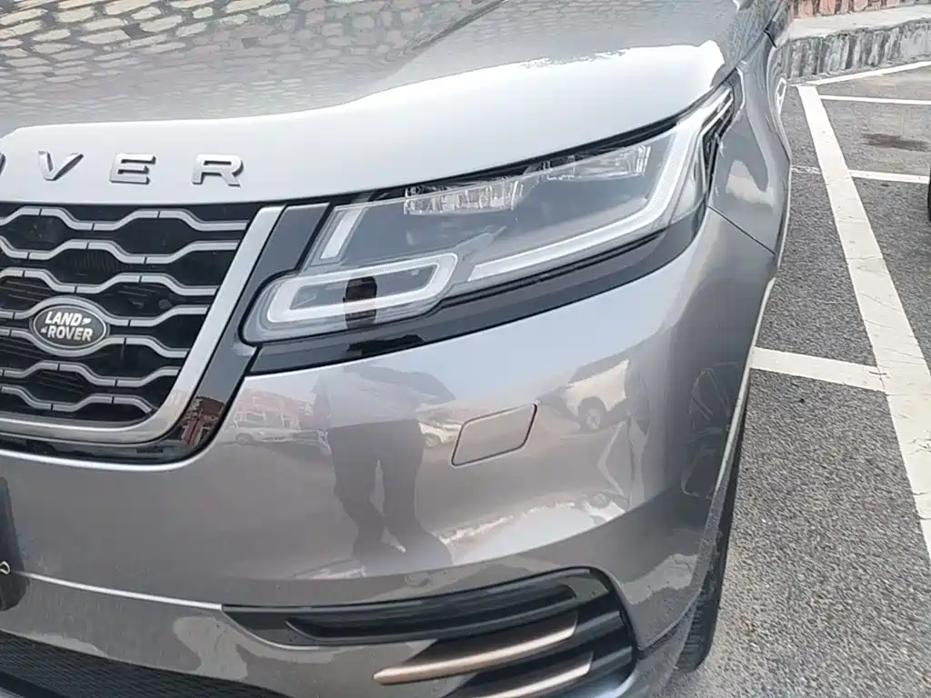 Land Rover Velar — фото 24