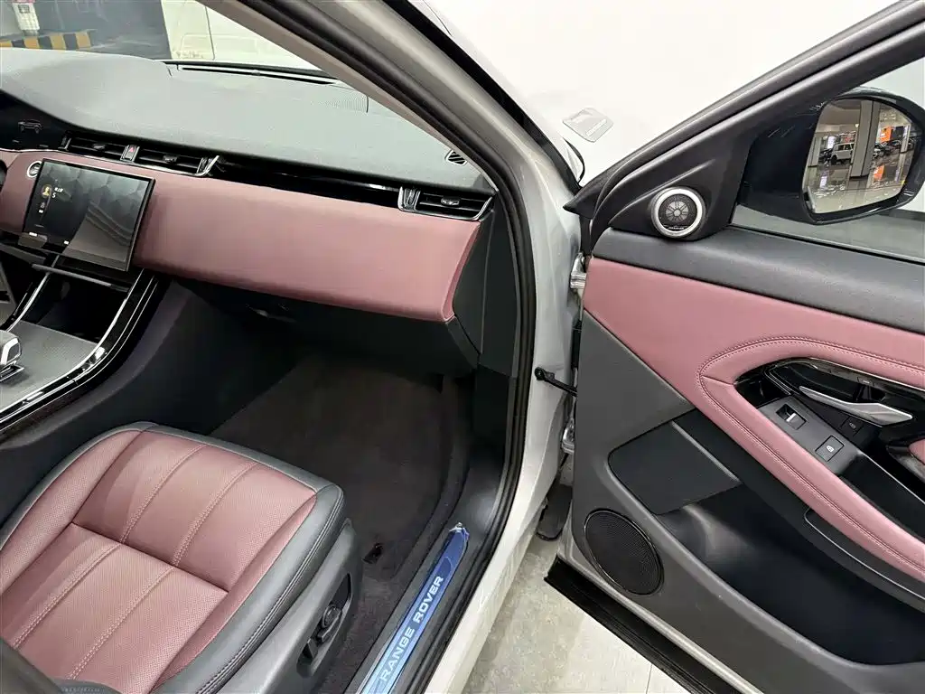 Land Rover Evoque — фото 11