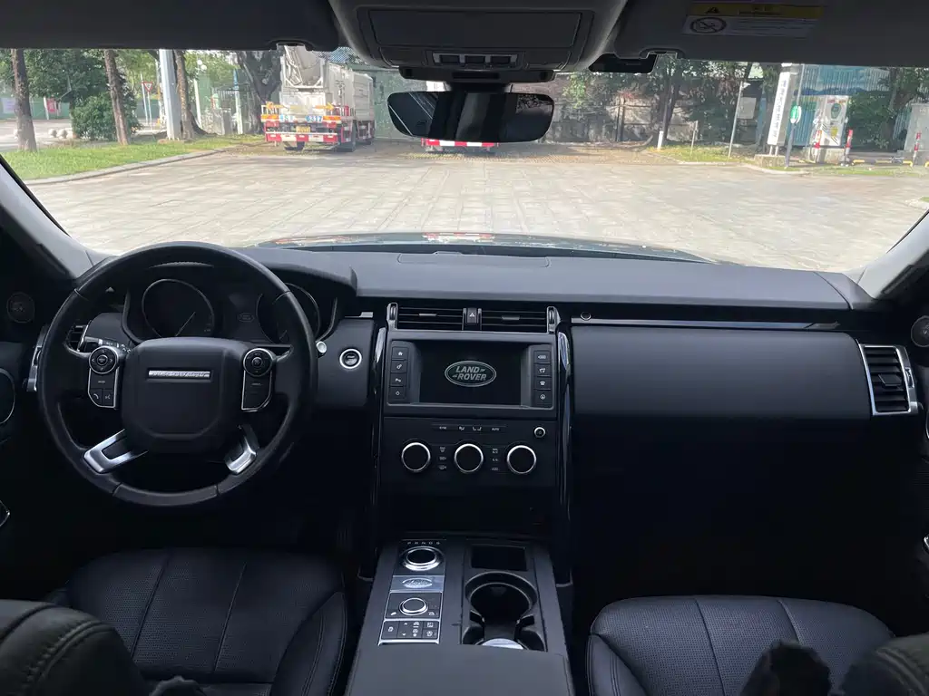 Land Rover Discovery — фото 13