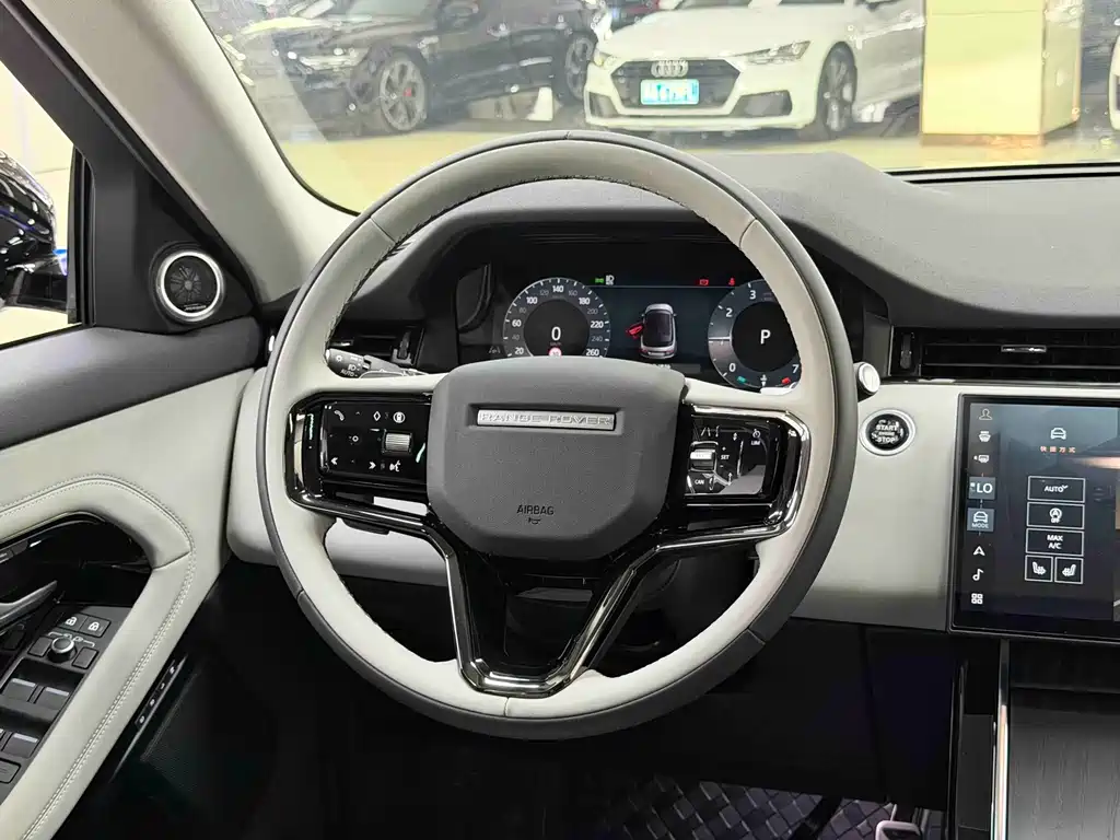 Land Rover Evoque — фото 8