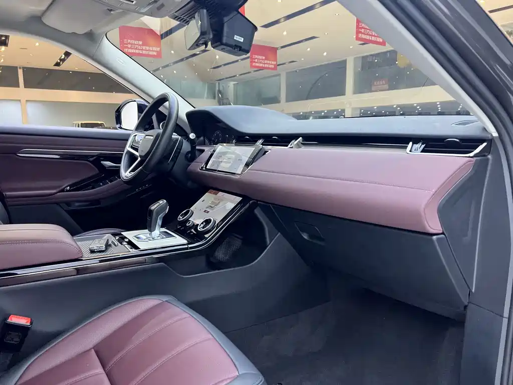 Land Rover Evoque — фото 17