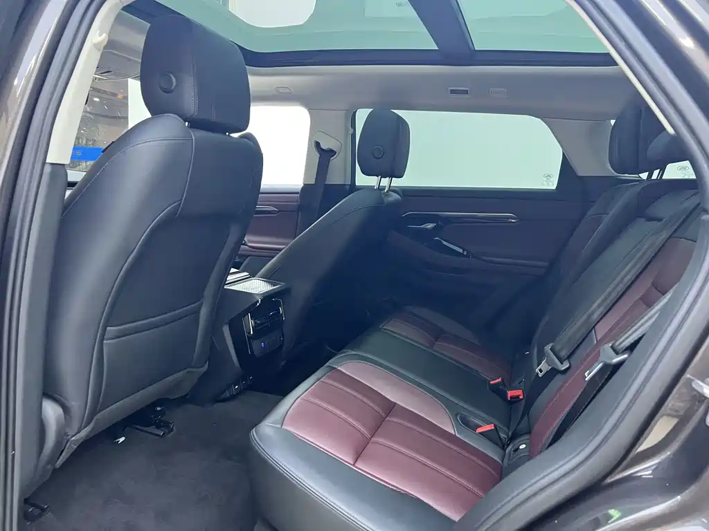 Land Rover Evoque — фото 20