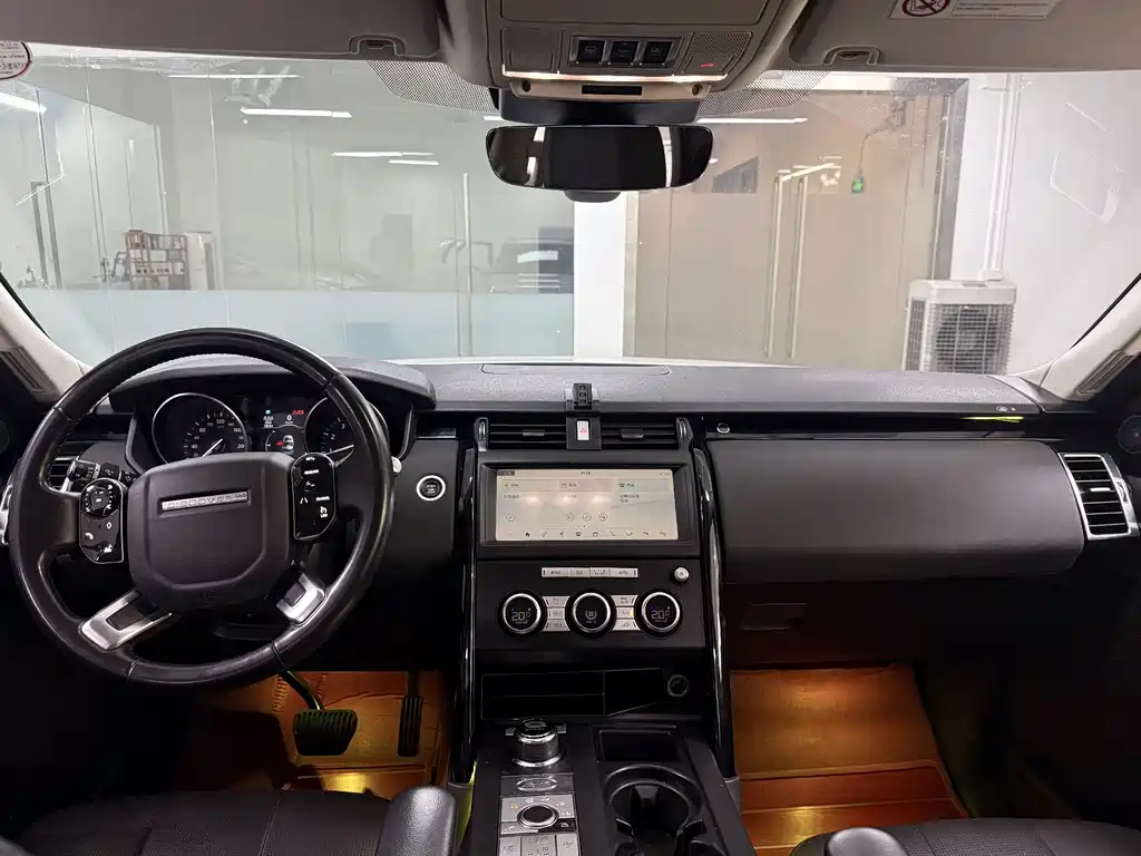 Land Rover Discovery — фото 16