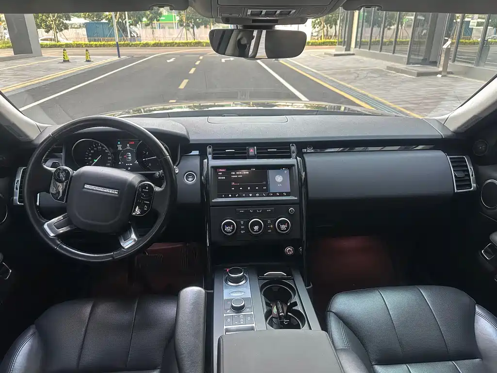 Land Rover Discovery — фото 11