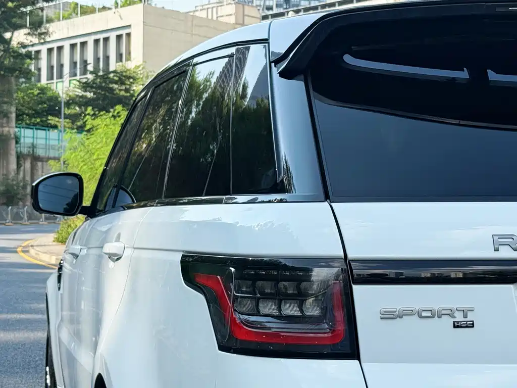 Land Rover Sport — фото 11