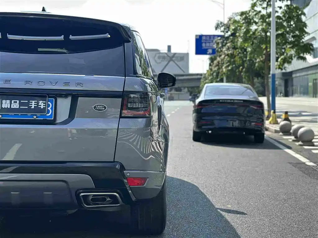 Land Rover Sport — фото 11