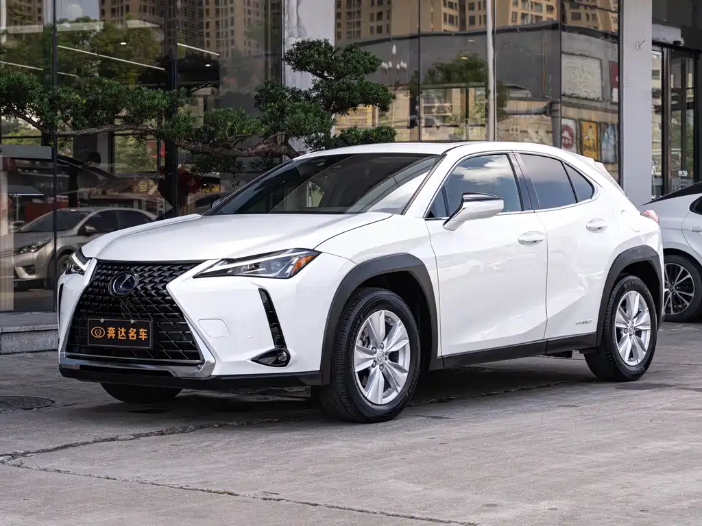 Lexus UX — фото 22