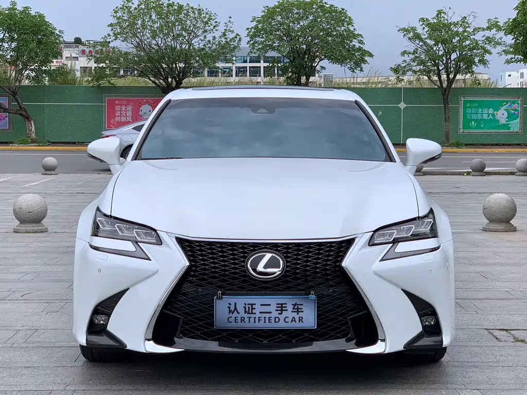 Lexus GS — фото 2