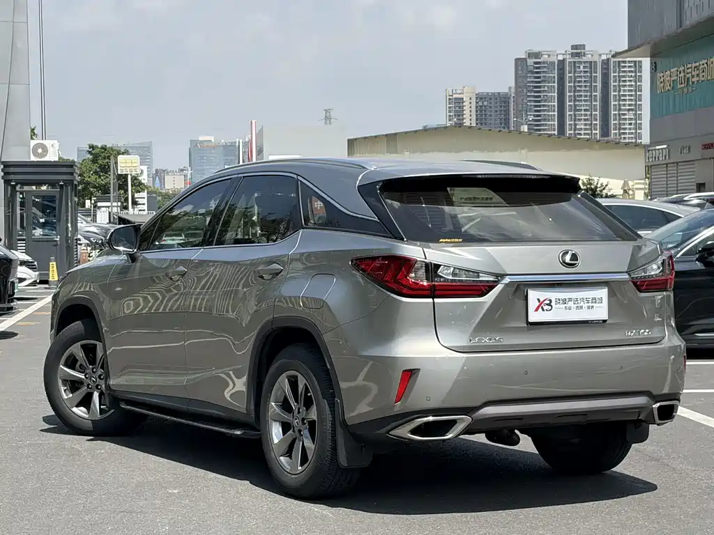 Lexus RX — фото 6