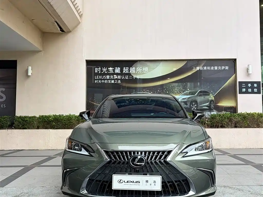 Lexus ES — фото 3