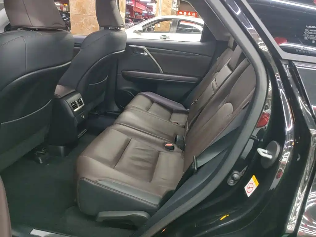 Lexus RX — фото 17
