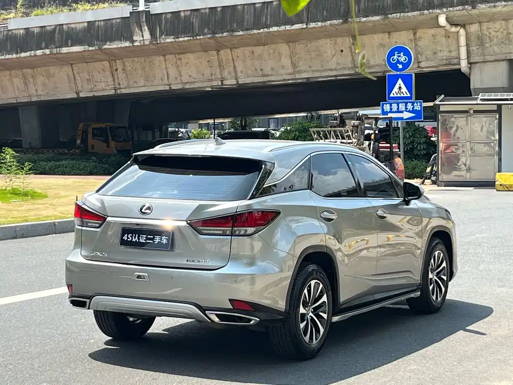 Lexus RX — фото 5