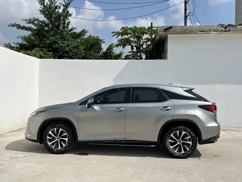Lexus RX — фото 3