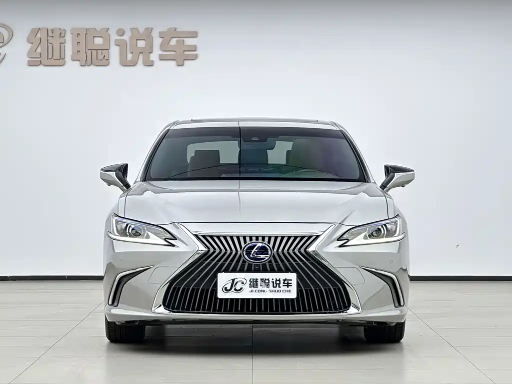 Lexus ES — фото 2