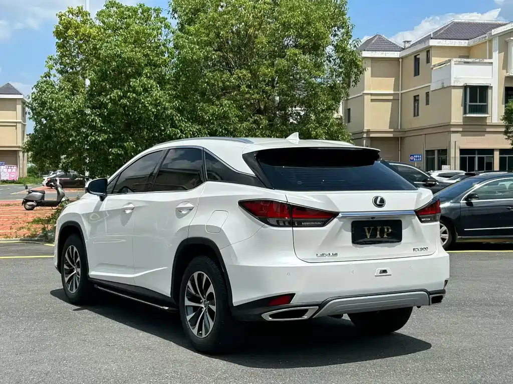 Lexus RX — фото 4