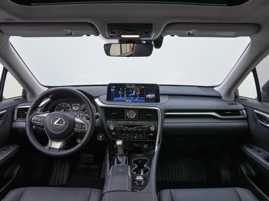 Lexus RX — фото 9