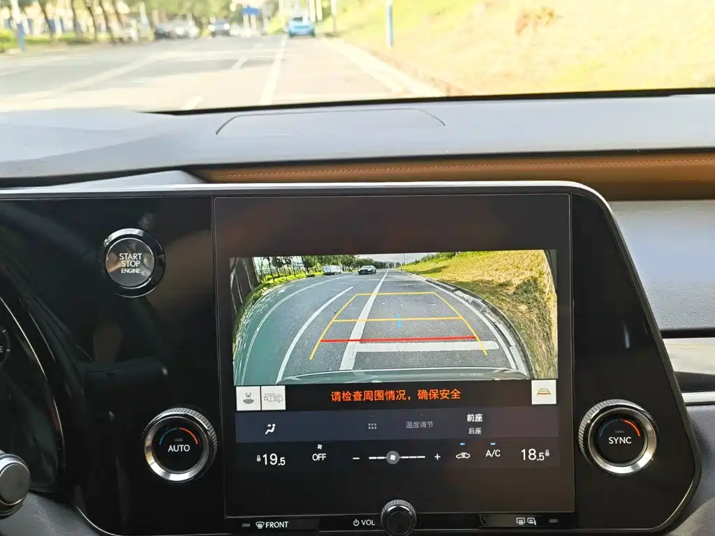 Lexus RX — фото 14
