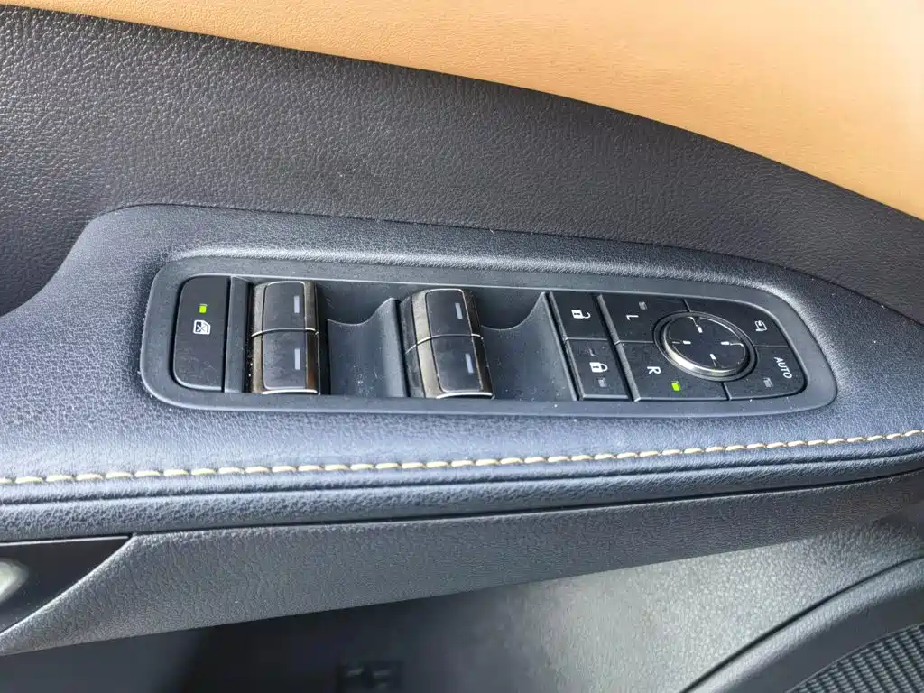 Lexus RX — фото 29