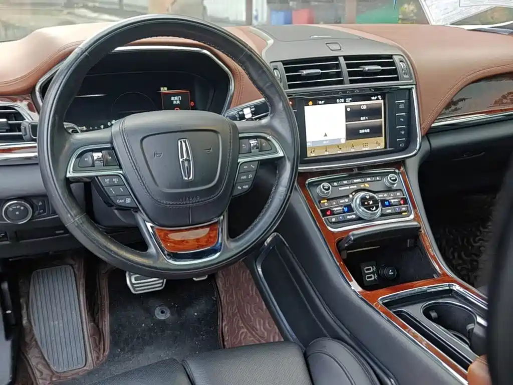 Lincoln Continental — фото 13