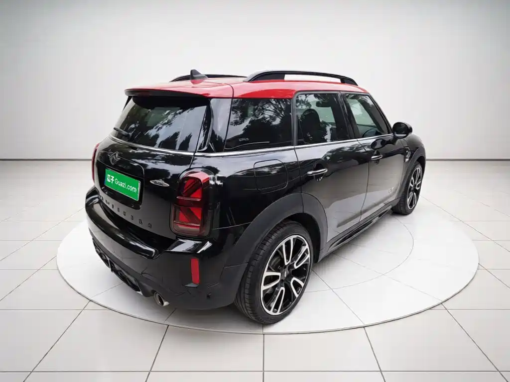 MINI Mini JCW Countryman — фото 4
