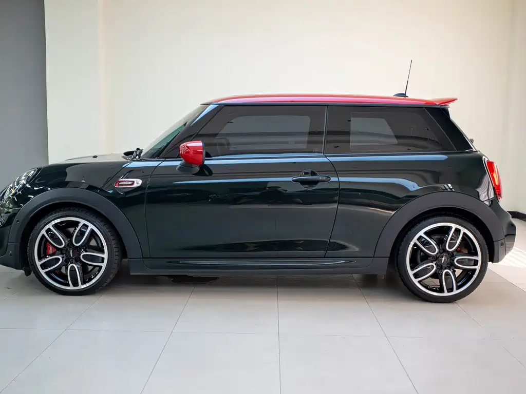 MINI Mini JCW — фото 21