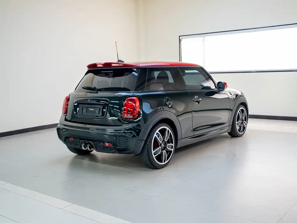 MINI Mini JCW — фото 5