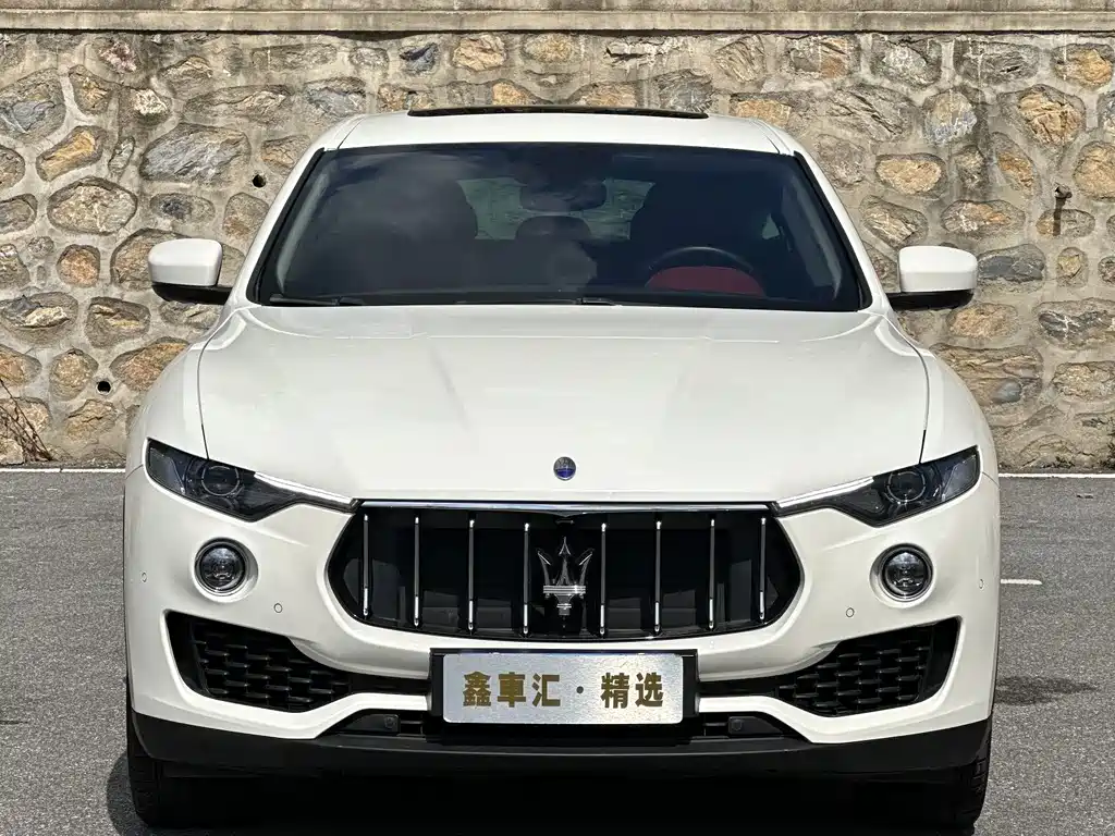 Maserati Levante — фото 2