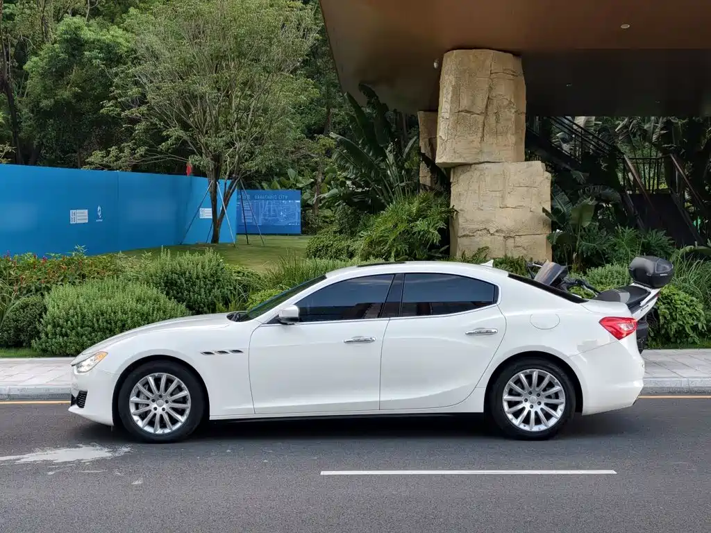 Maserati Ghibli — фото 6