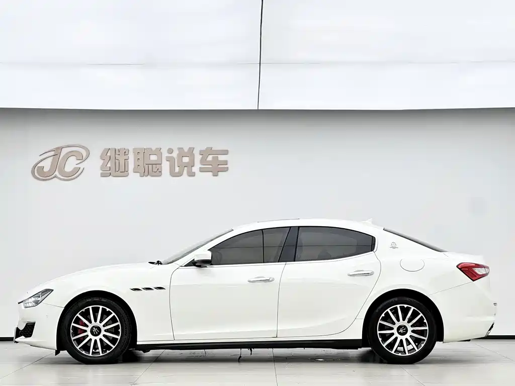 Maserati Ghibli — фото 4