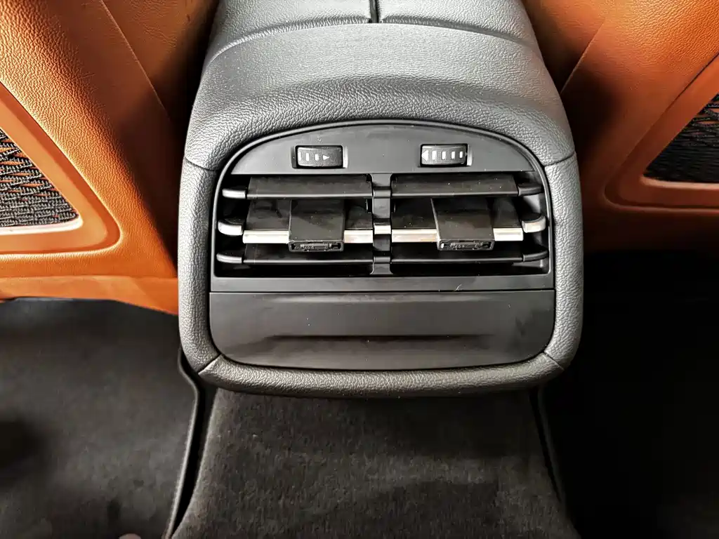 Maserati Ghibli — фото 20