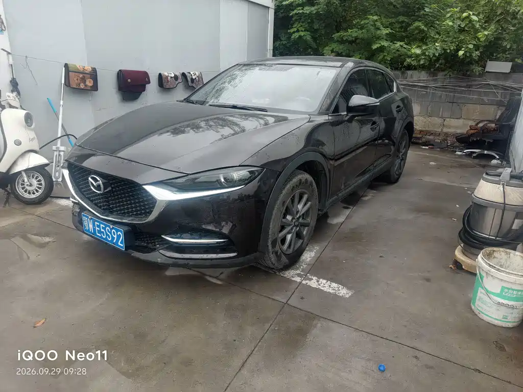 Mazda CX-4