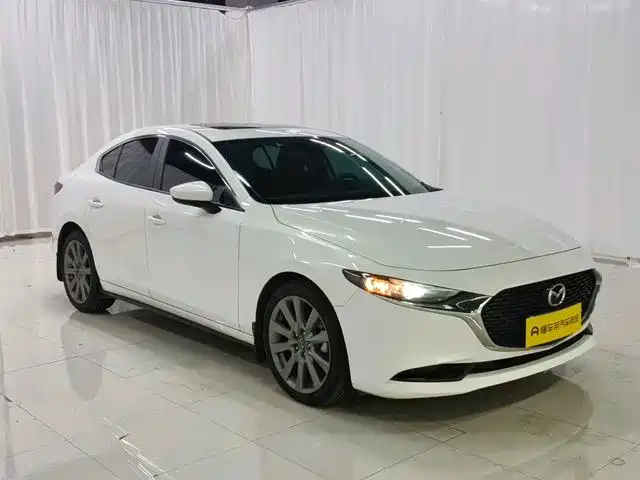 Mazda 3 Axela — фото 2