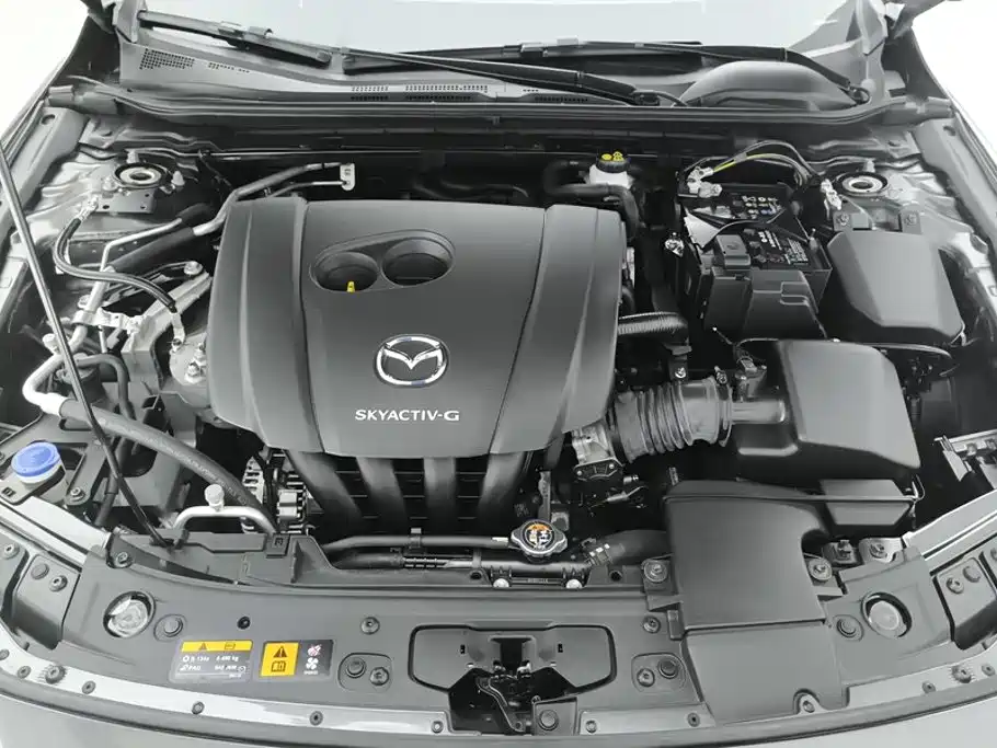 Mazda 3 Axela — фото 10